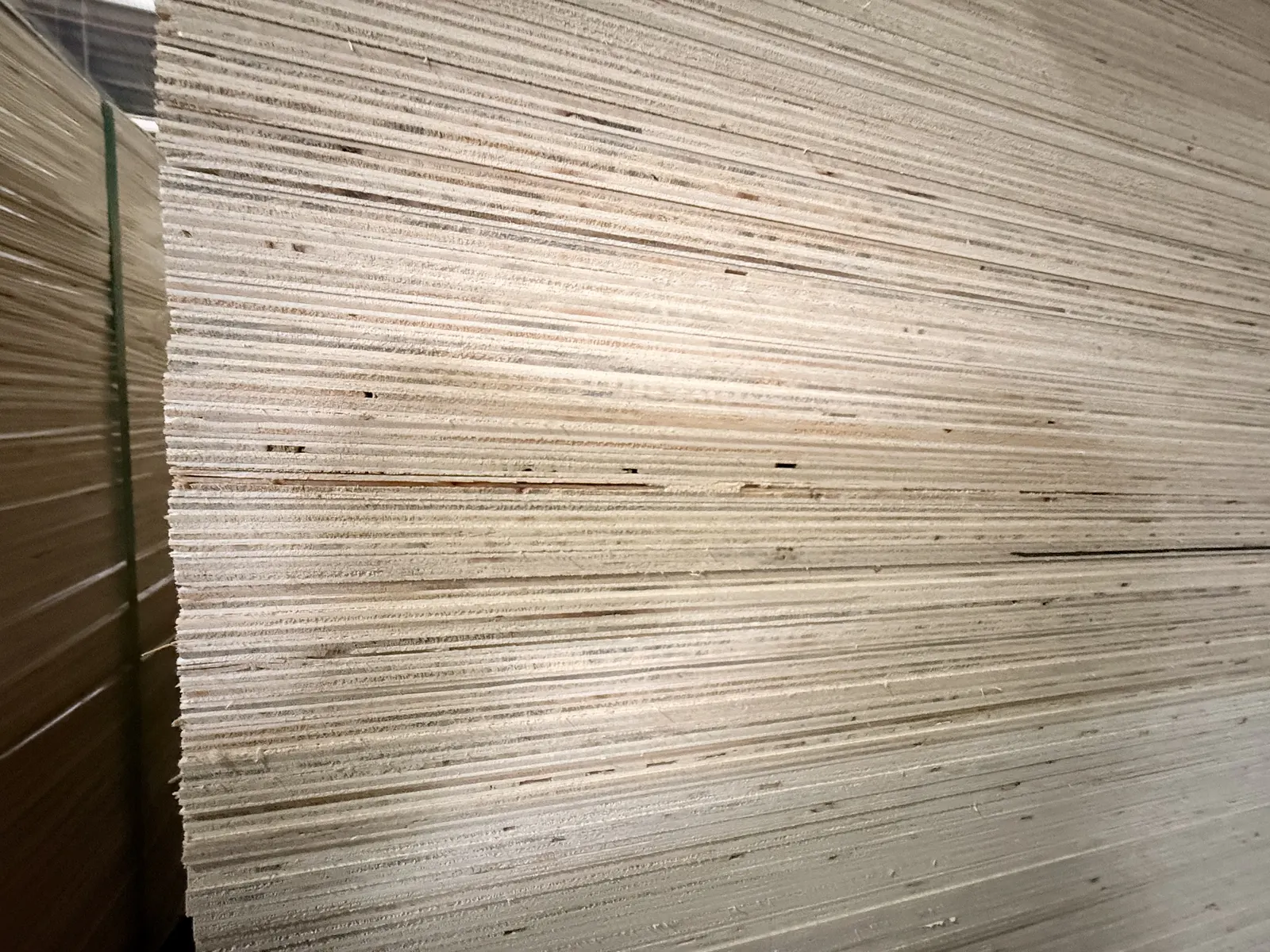 Furniture plywood edge quality inspection